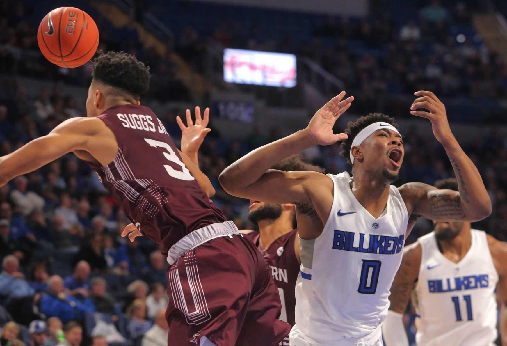 The Billikens and Salukis battle at Chaifetz Arena